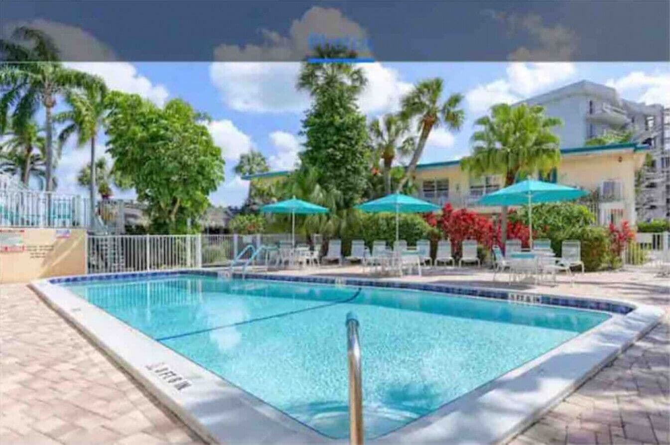 Lämmitetty uima-allas