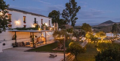 Hacienda de Olivar built in 1802, ideal to disconnect.