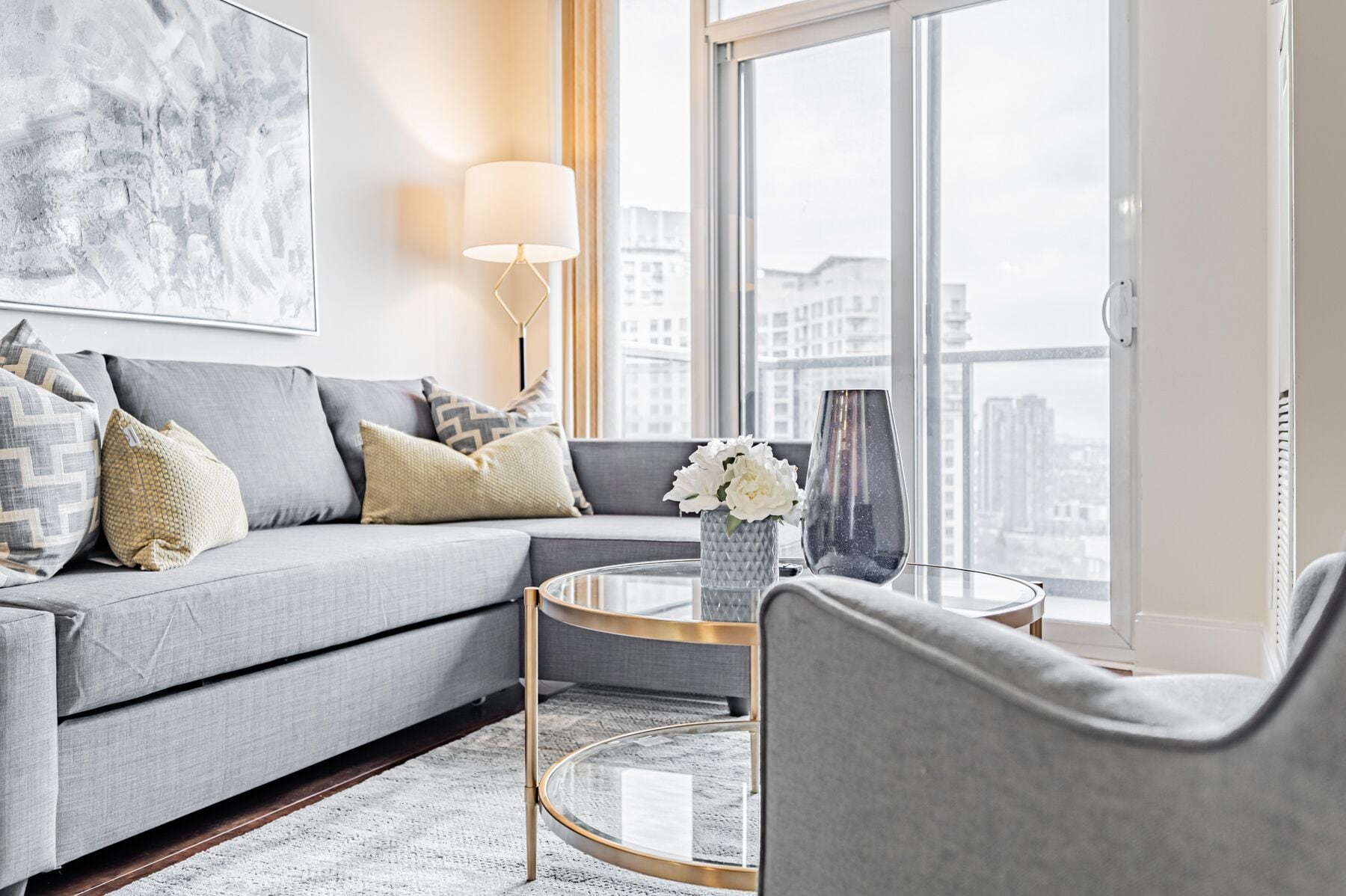 經典公寓客房 | 客廳 | 50 吋智能電視連數碼電視頻道、電視、Netflix