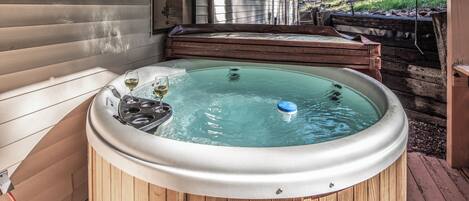 Studio (3 Bedrooms) | Property amenity