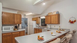 開放式客房 (3 Bedrooms) | 住宿設施服務