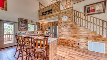 Studio (4 Bedrooms) | Property amenity