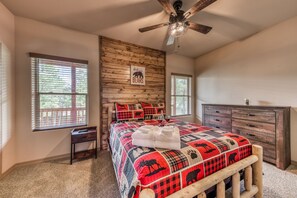 Studio (4 Bedrooms) | Property amenity