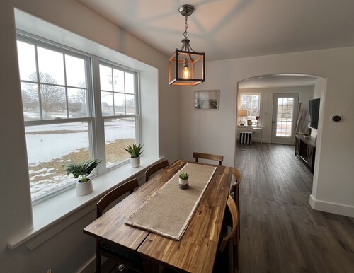 Cricker's Corner Vacation Home - North Rustico