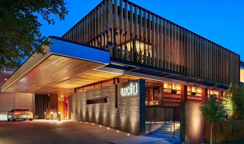 Mr. Nomad: Parisian PopHouse in Uptown