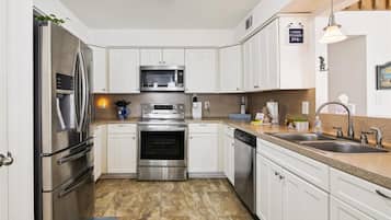 Nhà (3 Bedrooms) | Tiện nghi, dịch vụ nơi lưu trú