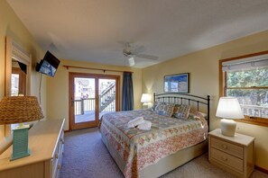 5 bedrooms, iron/ironing board, travel crib, free WiFi