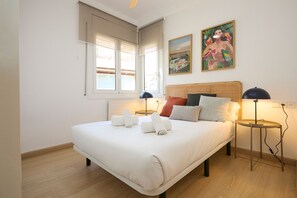 3 soverom, strykejern/-brett, wi-fi (inkludert) og sengetøy