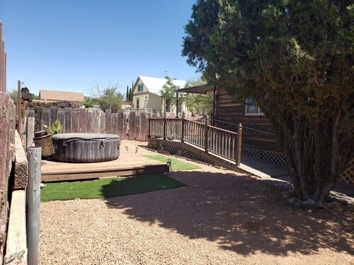 Stampede - Cabin 2 Tiny Home w/hot tub · Stampede - Cabin 2 Tiny Home w/hot tub