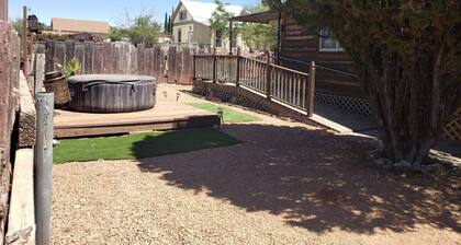 Stampede - Cabin 2 Tiny Home w/hot tub · Stampede - Cabin 2 Tiny Home w/hot tub