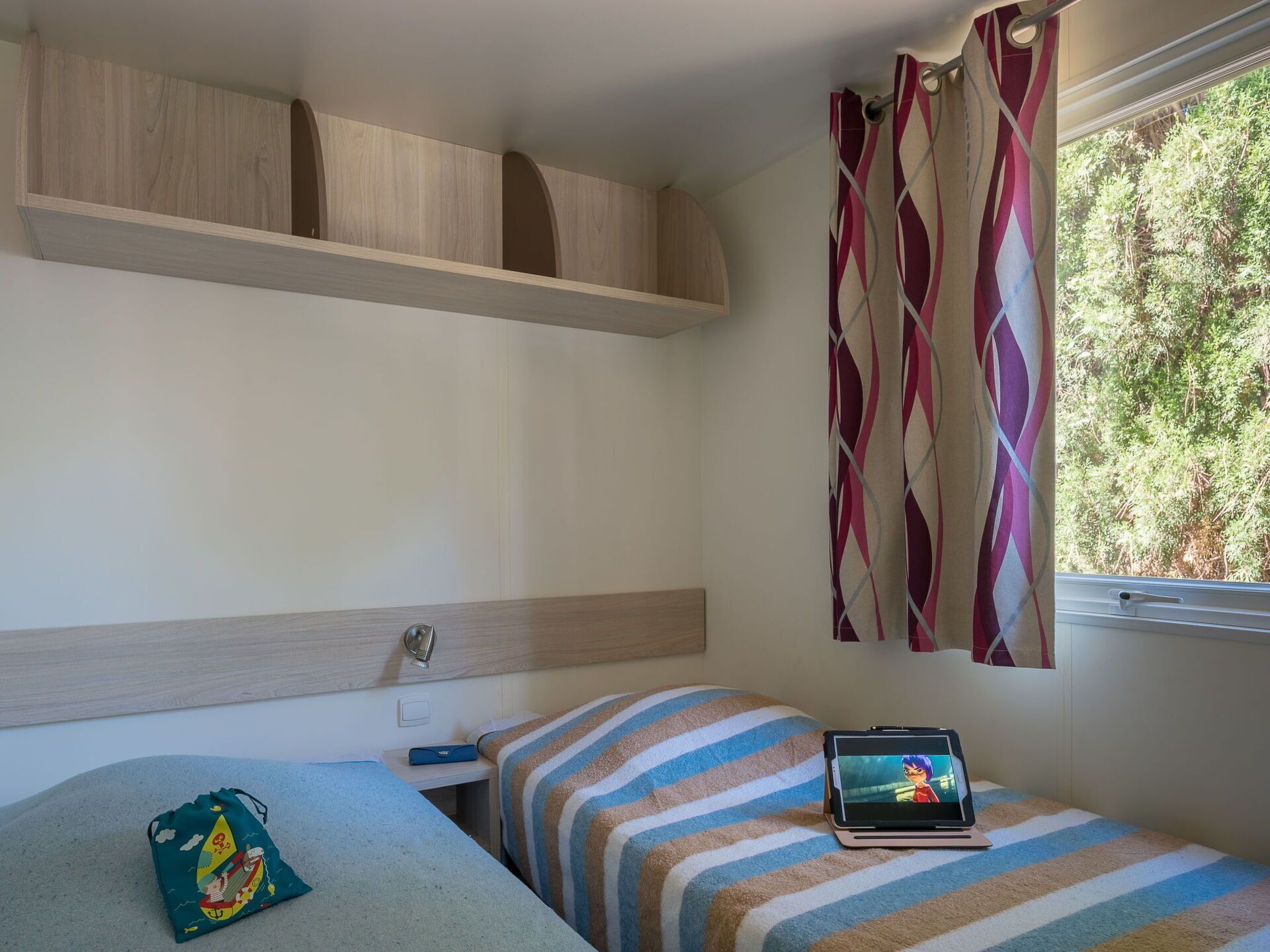2 chambres, lit parapluie, Wi-Fi, draps fournis