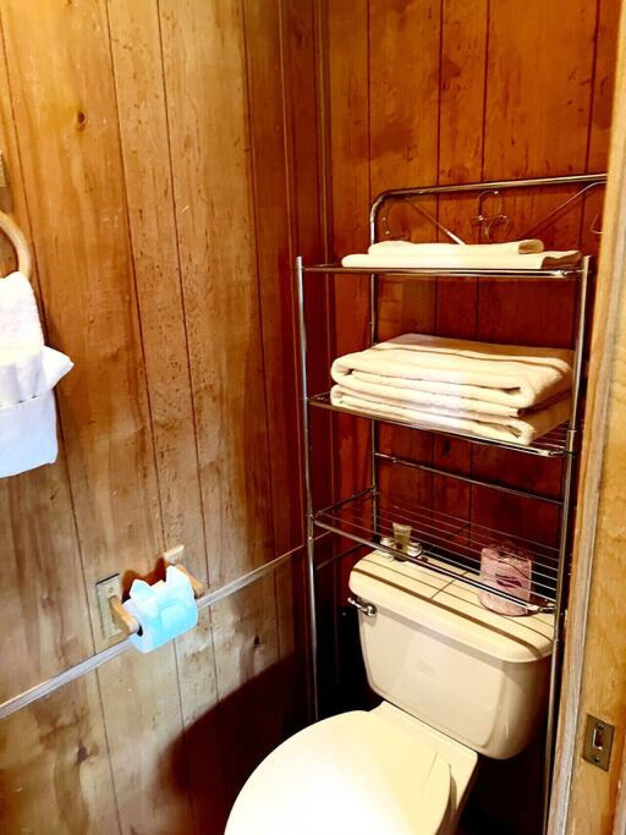Douche, serviettes fournies