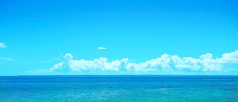Playa privada y playa de arena blanca