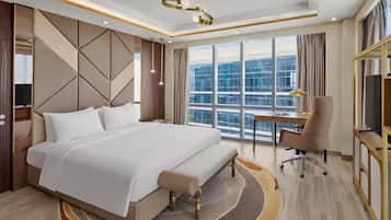 Presidential Suite, Multiple Beds, Ocean View | Down comforters, minibar, in-room safe, desk