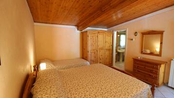 1 Schlafzimmer, Bügeleisen/Bügelbrett, WLAN