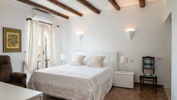 6 camere, ferro/asse da stiro, Wi-Fi