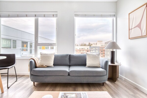 Fernseher, Stereoanlage