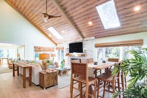 Luokittelematon kuva, 5 kautta 50, painike