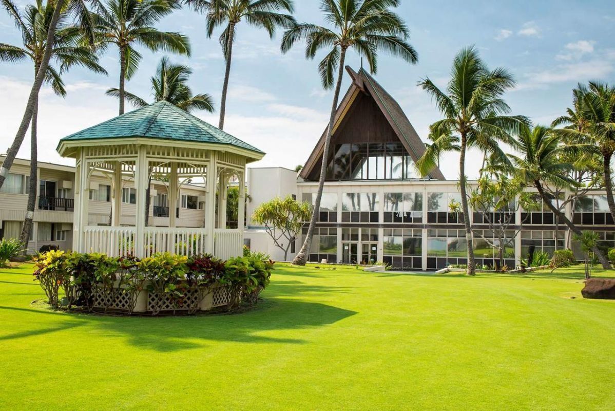 Ideal Hawaii Vacation! 2 Lovely Garden View Units, Pool