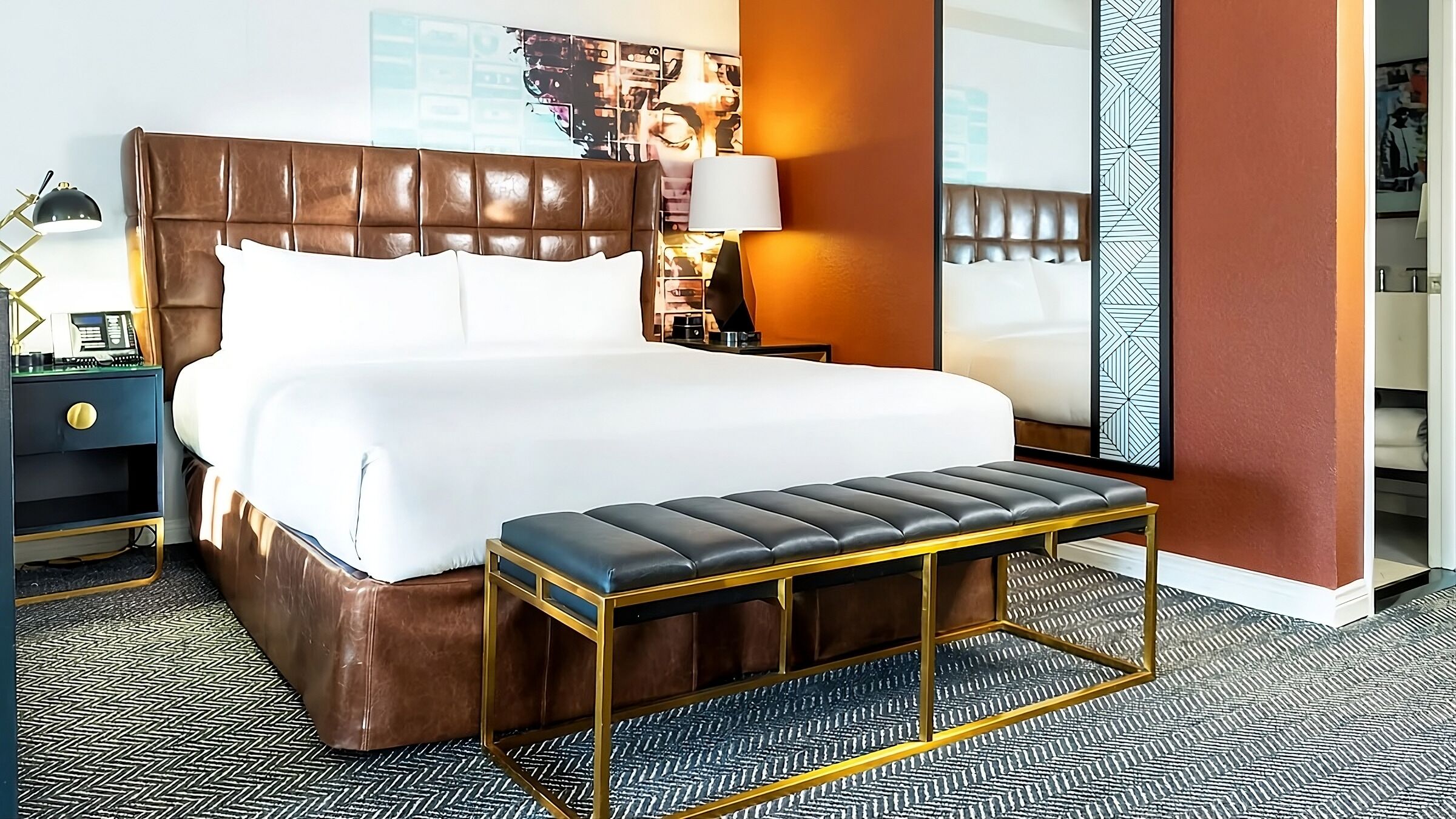 Luxury Suites! w/Onsite Restaurant and Bar, Minutes to Gelson's Marketplace