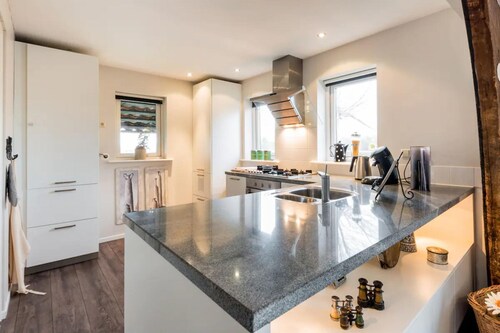 Romantic holiday home with plenty of cycling and walking possibilities