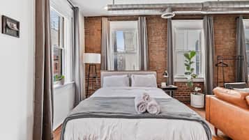 1 habitación, escritorio, tabla de planchar con plancha y wifi gratis