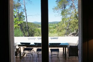 Interior - Holiday home in Lorgues with private pool (Lorgues)