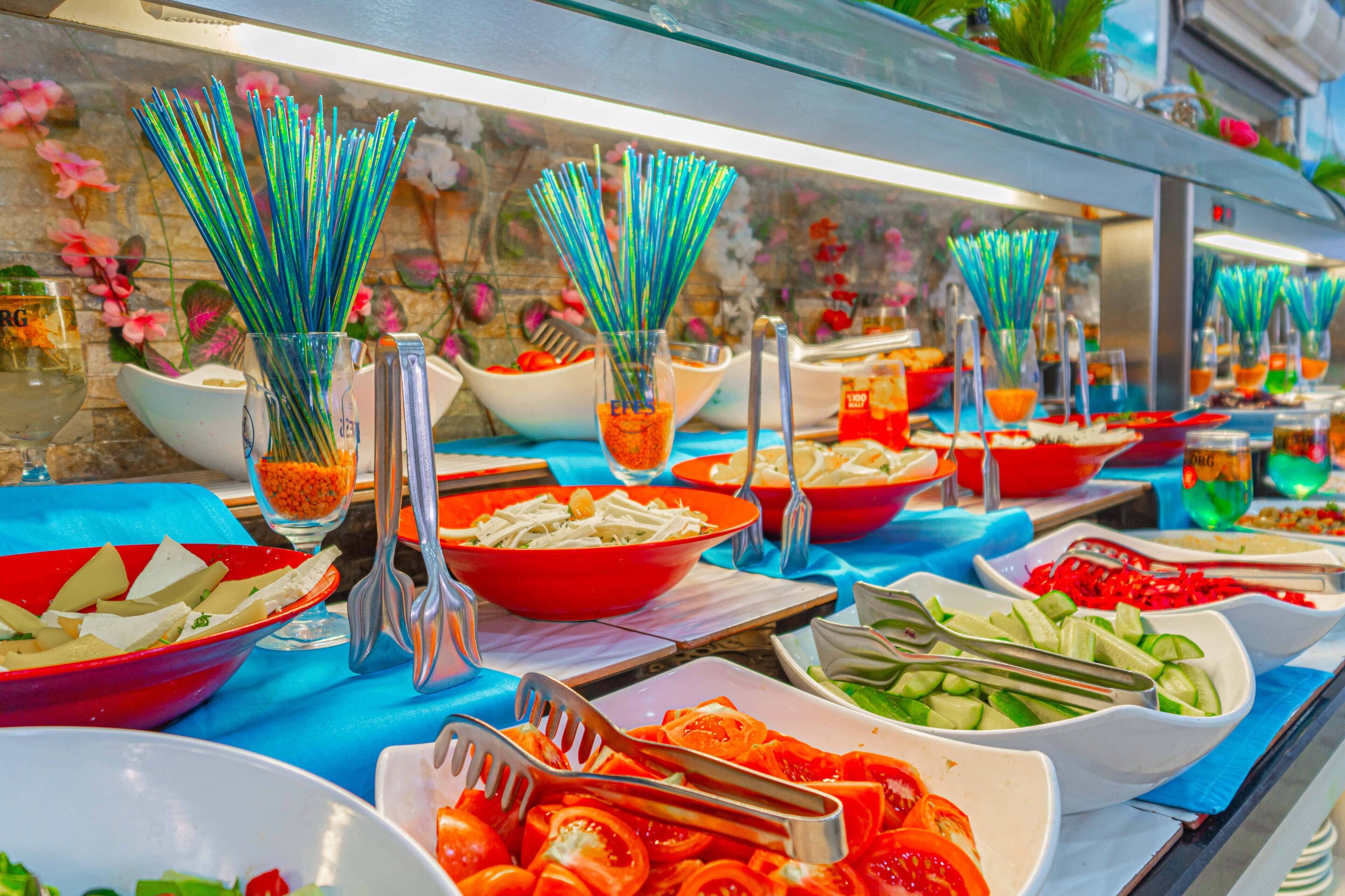 包含每日自助早餐