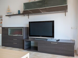 Interior - Bright 2-bed apartment, air conditioning, parking, 50m to beach - Altafulla (Altafulla)