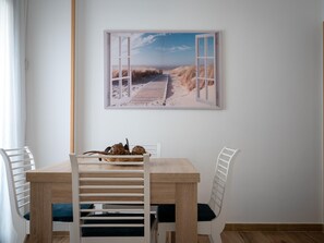Dining - Ground floor apartment with A/C near the beach (Torredembarra)