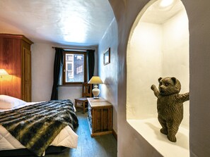 2 bedrooms, free WiFi, bed sheets - Luxury Apartment in Central Val-d'Isère with Direct Slope Access (Val-d'Isère)