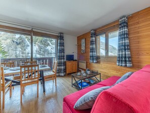 TV, DVD player - Apartment with Southwest balcony, garage, pets allowed (Val-d'Isère)