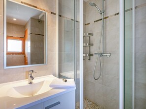 Hair dryer, towels - Apartment with Southwest balcony, garage, pets allowed (Val-d'Isère)