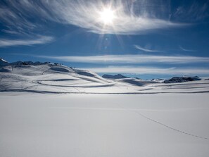 Miscellaneous - South-facing studio at the foot of the slopes, balcony and pets allowed (Val-d'Isère)
