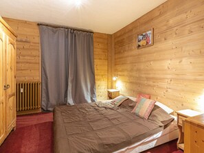 1 soveværelse, sengetøj