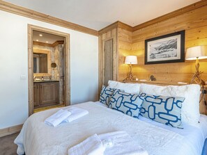 4 dormitoris, wifi gratuïta i roba de llit 