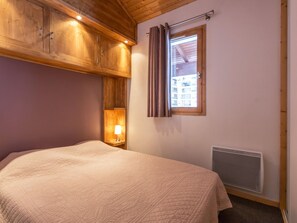 3 soverom, wi-fi (inkludert) og sengetøy