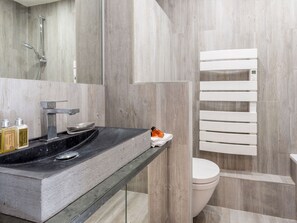 Hair dryer, towels