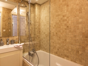Hair dryer, towels