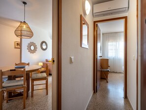 Interior - Cozy 2BR Apartment 150m from Beach with Pool, Wi-Fi, and Parking (Torredembarra)