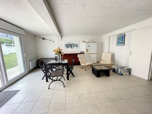 Dining - Apartment near the sea - 4 guests (Saint-Pair-sur-Mer)