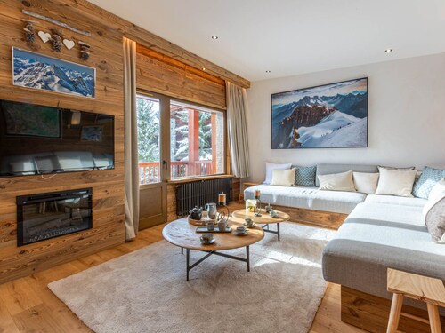 Luxury Chalet Apartment, Ski-In/Ski-Out, Val-d’Isère