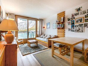 Interior - Ski-in/ski-out apartment, stunning views, pets allowed (Val-d'Isère)