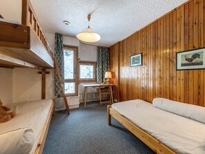 1 chambre, accès au Wi-Fi (inclus), literie fournie