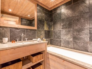 مجففات شعر، مناشف