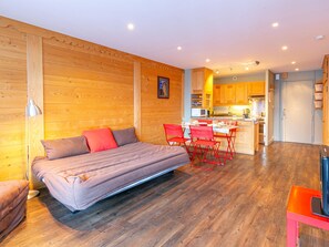 Interior - Modern apartment with WiFi and washing machine in the heart of the resort (Val-d'Isère)