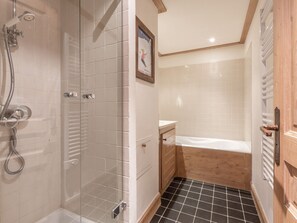 Haartrockner, Handtücher