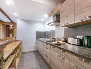 Fridge, microwave, oven, dishwasher - Mountain-Style Duplex Apartment in Rustic Chalet, Central Village Location, Ski-In/Ski-Out (Val-d'Isère)
