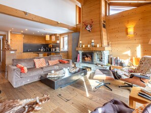 Fernseher, Kamin