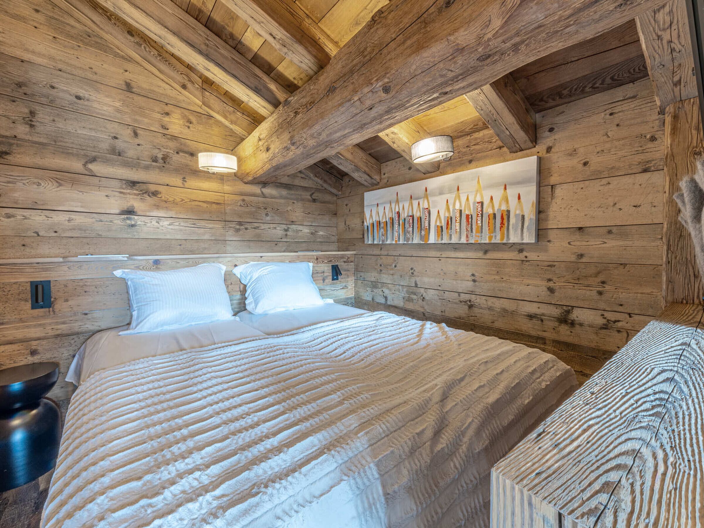 5 bedrooms, free WiFi, bed sheets
